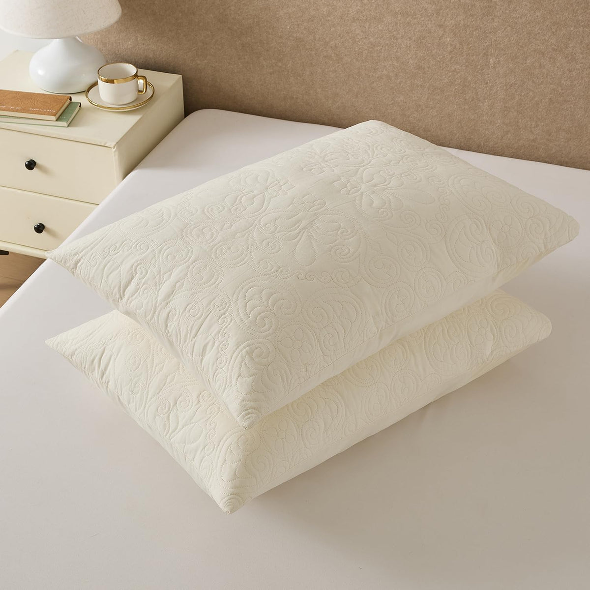 2-Pack Ivory Damask Medallion Quilted Pillow Shams